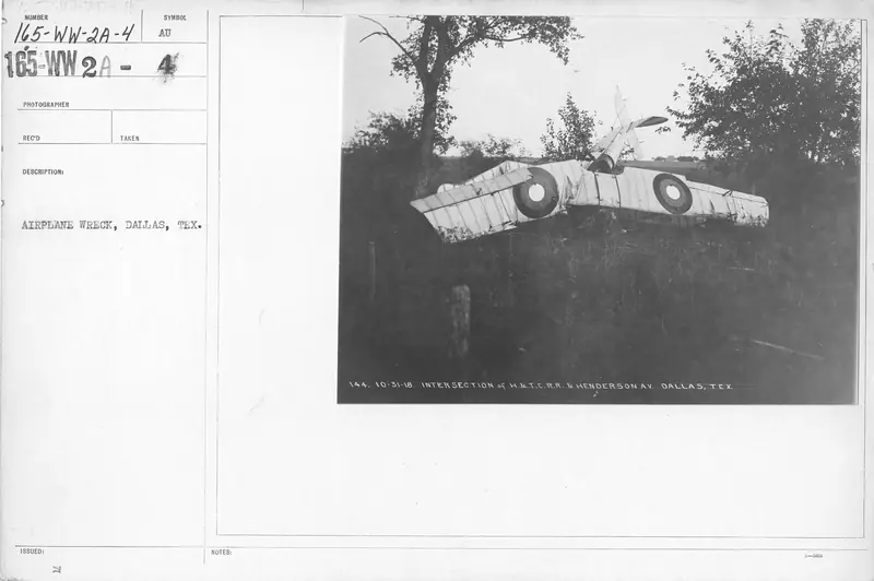 Airplanes - Accidents - Airplane wreck, Dallas, Texas - NARA - 17338089