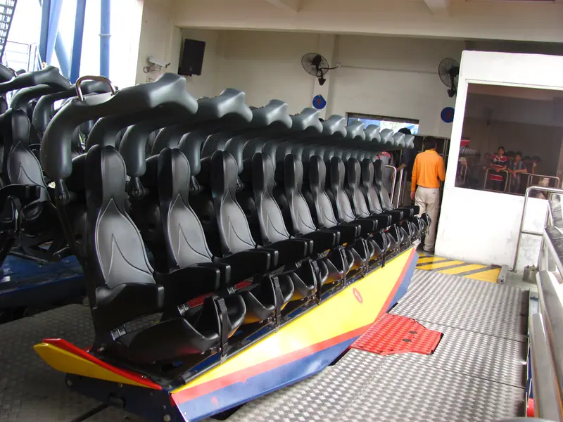 Diving Coaster - Happy Valley Shanghai 6